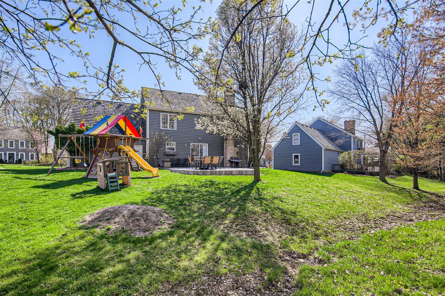 269 Concord Square Gurnee, IL 60031 - Photo 7 of 28 a view of house with backyard