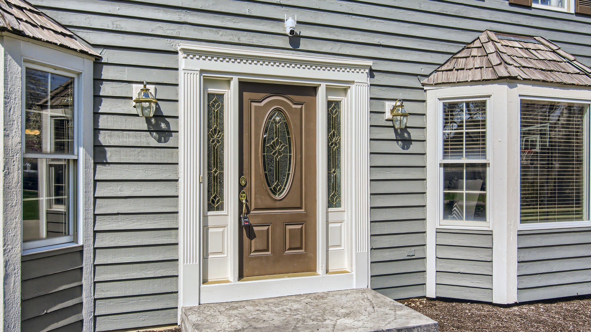 269 Concord Square Gurnee, IL 60031 - Photo 8 of 28 a view of front door and a window