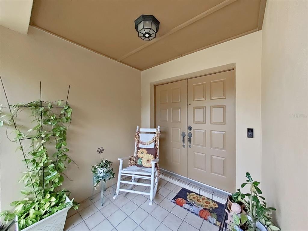 305 Running Horse Road Seffner, FL 33584 - Photo 11 of 54