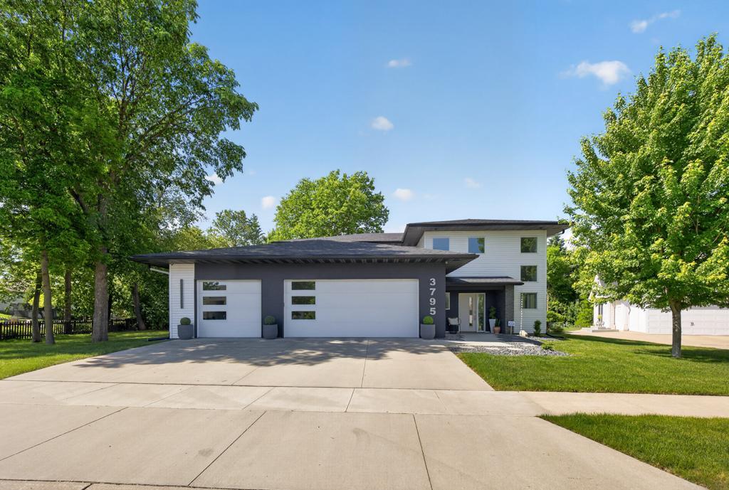 3795 Stone Point Drive Northeast Rochester, MN 55906 - Photo 2 of 51