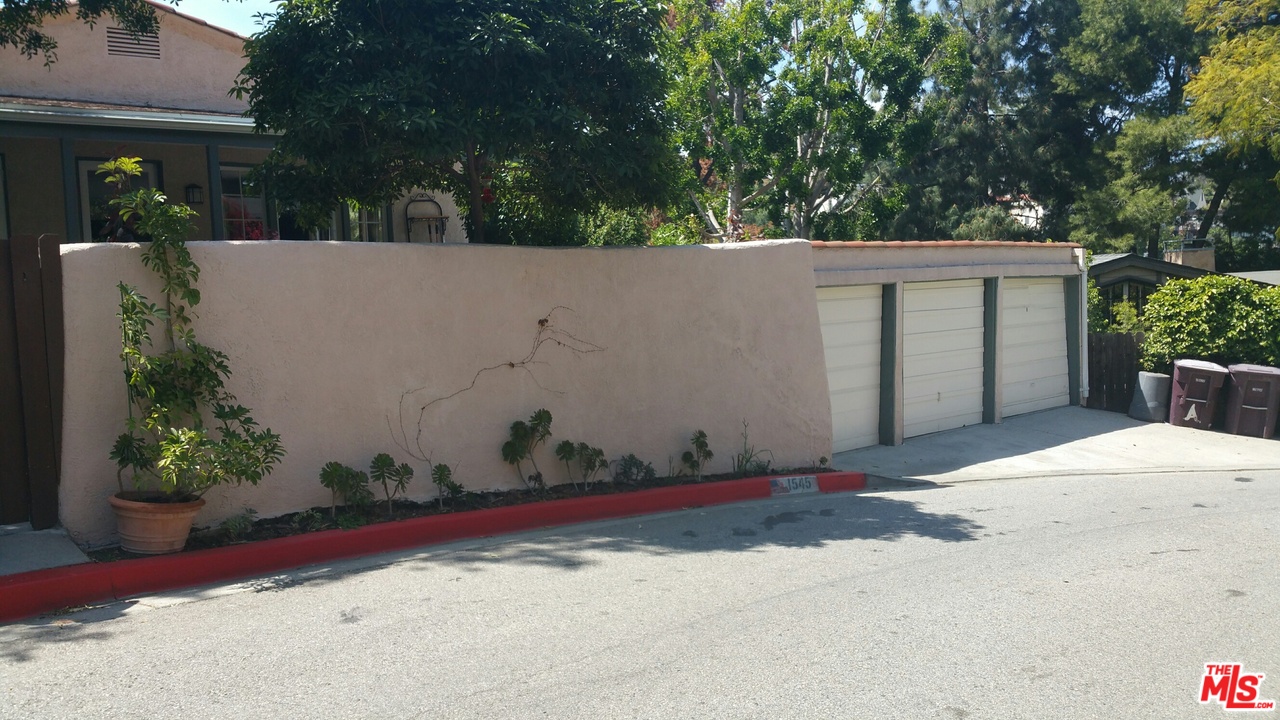 1545 Vanderbilt Place Glendale, CA 91205 - Photo 17 of 18