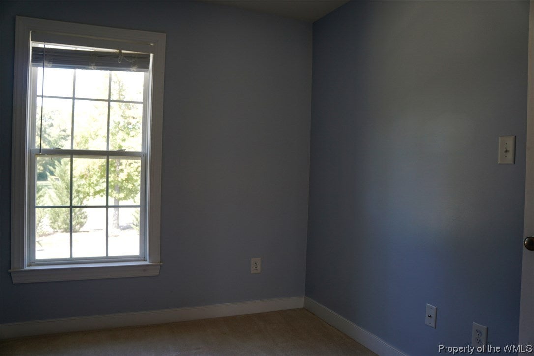 215 Quarterpath Road, Unit 215 Williamsburg, VA 23185 - Photo 6 of 28 Gallery Image 6