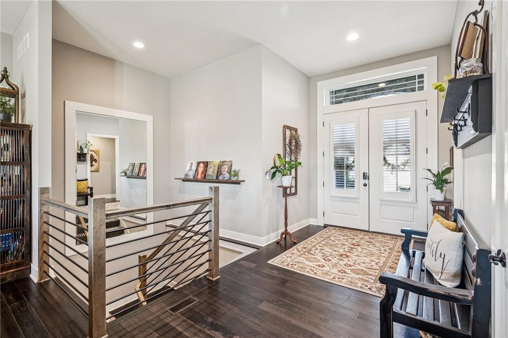 8785 Greeley Street Lenexa, KS 66227 - Photo 3 of 43