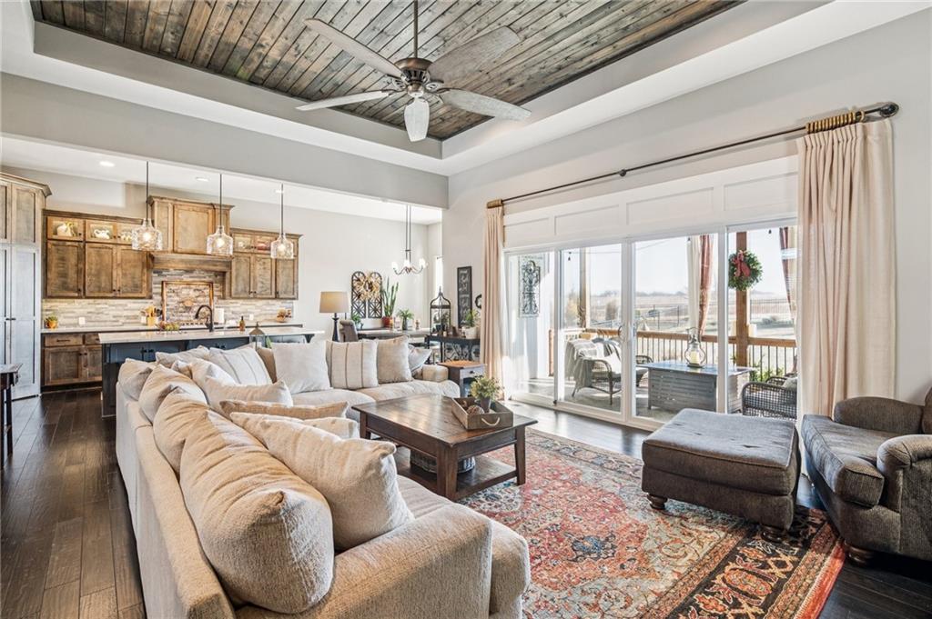 8785 Greeley Street Lenexa, KS 66227 - Photo 5 of 43