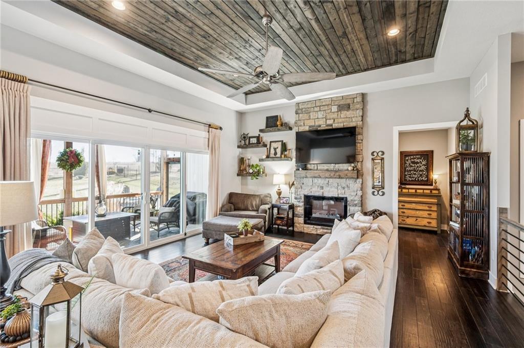 8785 Greeley Street Lenexa, KS 66227 - Photo 7 of 43