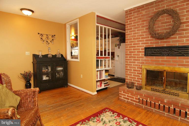 245 Stem Road Union Bridge, MD 21791 - Photo 11 of 26 a view of a livingroom with furniture