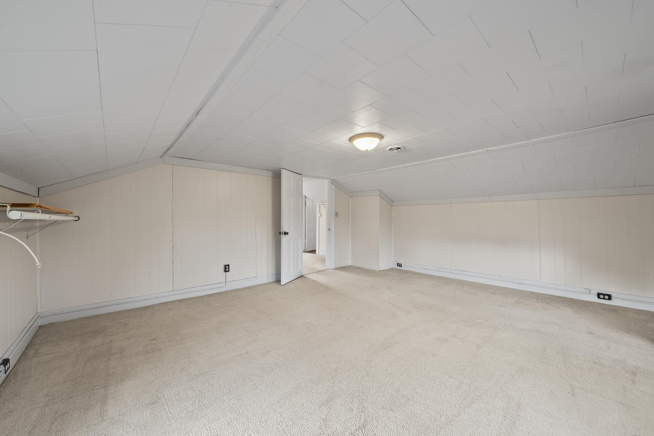 4363 County Rd O Delavan, WI 53115 - Photo 37 of 59 Bedroom #3