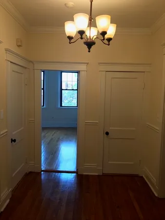 $595,000 | 378 Riverway, Unit 3, Boston, MA 02115