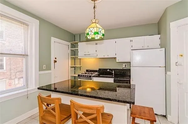 $595,000 | 378 Riverway, Unit 3, Boston, MA 02115