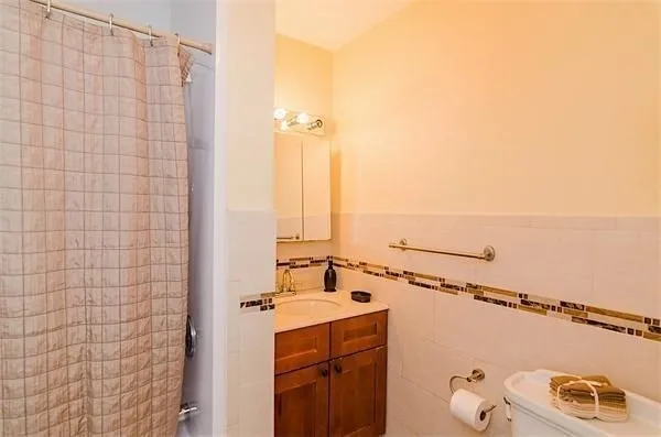 $595,000 | 378 Riverway, Unit 3, Boston, MA 02115