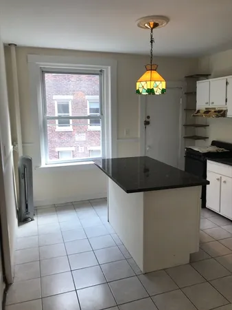 $595,000 | 378 Riverway, Unit 3, Boston, MA 02115