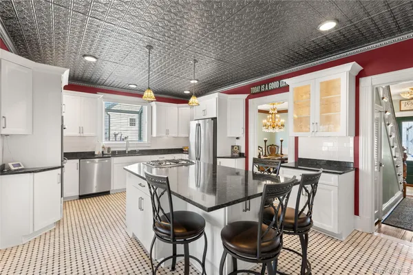 $925,000 | 59 Purdy Lane, Amityville, NY 11701