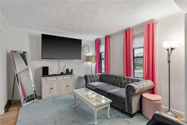 $159,900 | 81 East 10th Street, Oswego, NY 13126