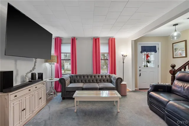 $159,900 | 81 East 10th Street, Oswego, NY 13126