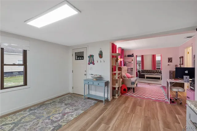 $159,900 | 81 East 10th Street, Oswego, NY 13126