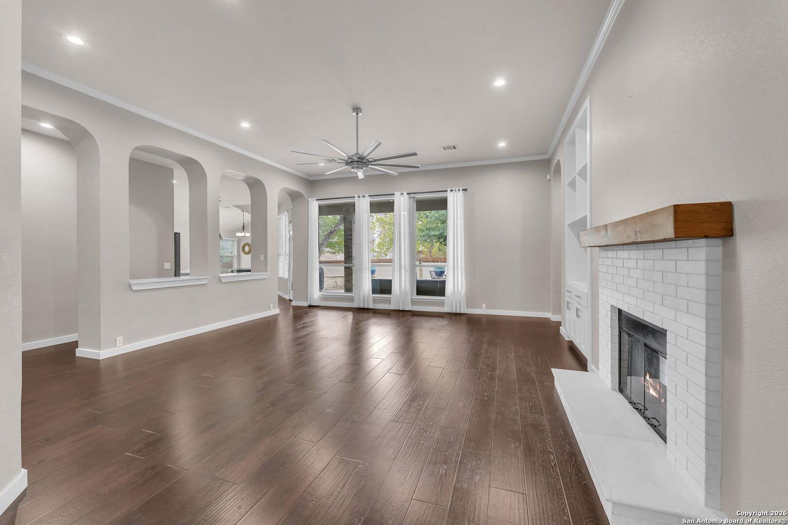 918 Steubing Oaks San Antonio, TX 78258 - Photo 4 of 53