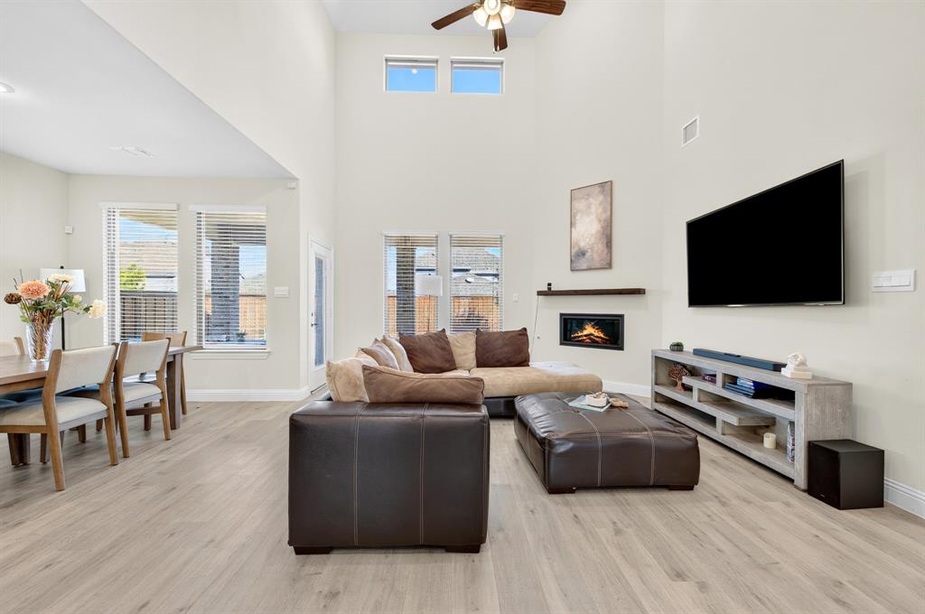 3829 PEARLWOOD Road Little Elm, TX 75068 - Photo 10 of 40 Gallery Image 10