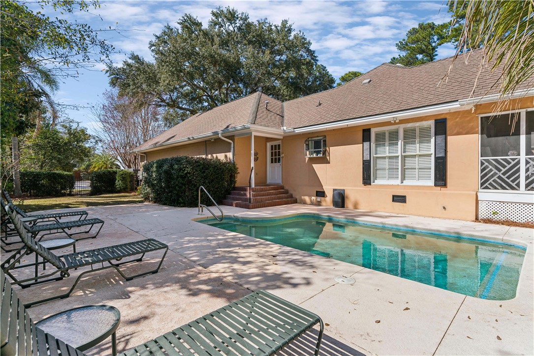 125 Pine Valley St. Simons Island, GA 31522 - Photo 2 of 14 Private Pool