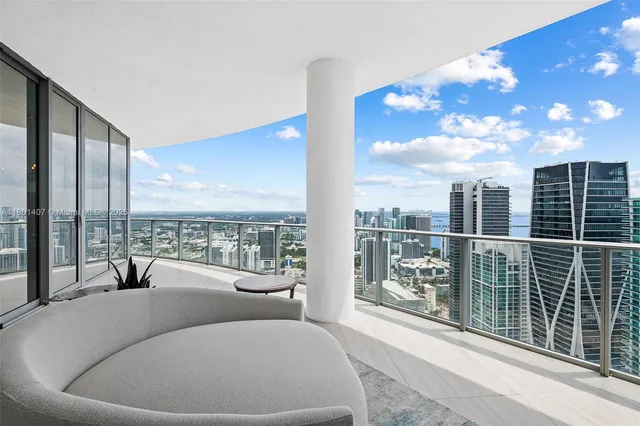 $8,499,000 | 851 Northeast 1st Avenue, Unit PH5401, Miami, FL 33132