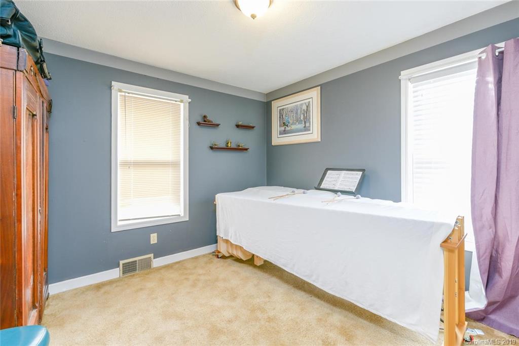 29 Kentel Road Candler, NC 28715 - Photo 14 of 21 Gallery Image 14