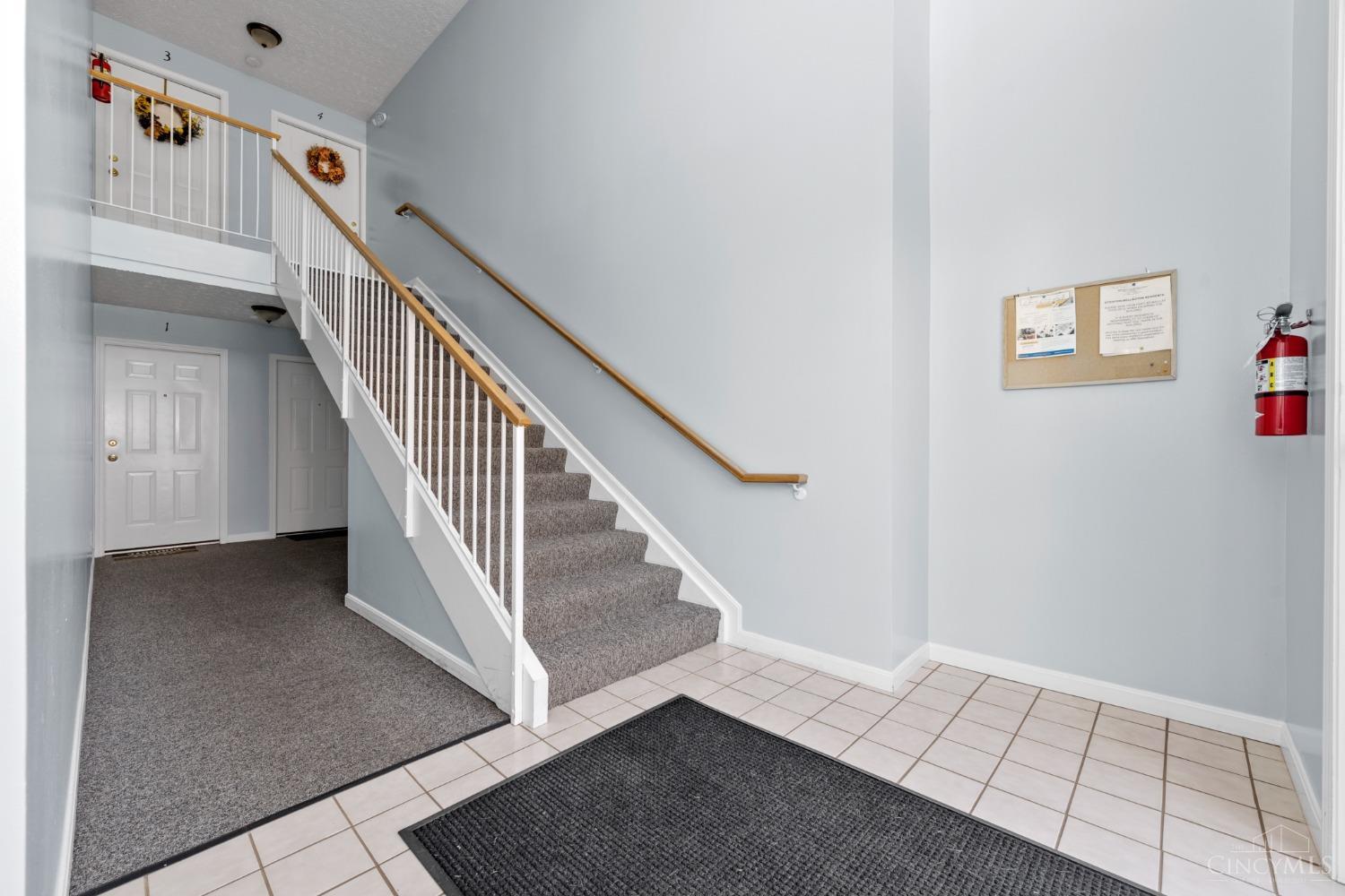 4555 Foley Road, Unit 1 Cincinnati, OH 45238 - Photo 4 of 30