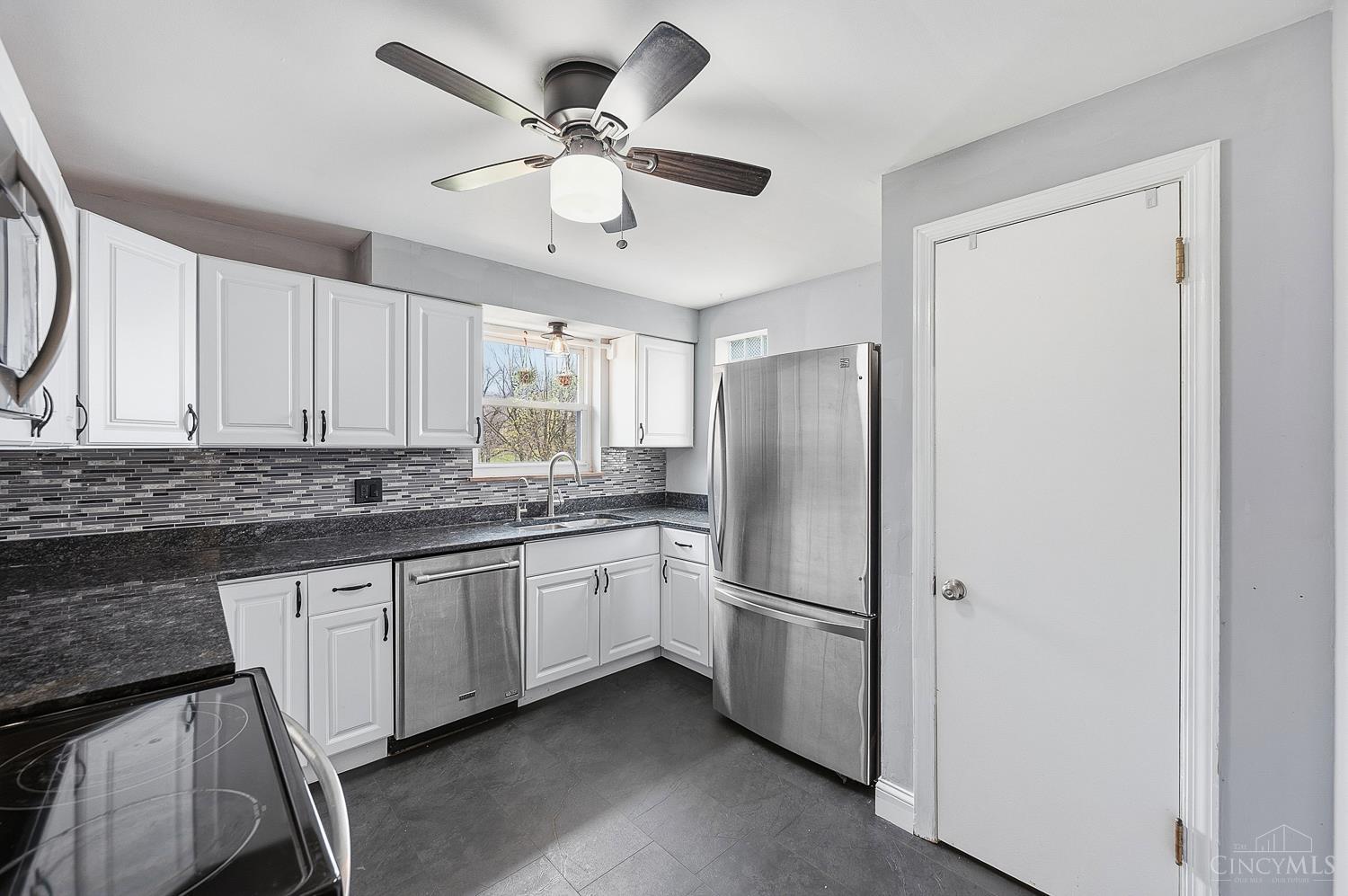 2474 Banning Road Cincinnati, OH 45239 - Photo 19 of 46 Gallery Image 19