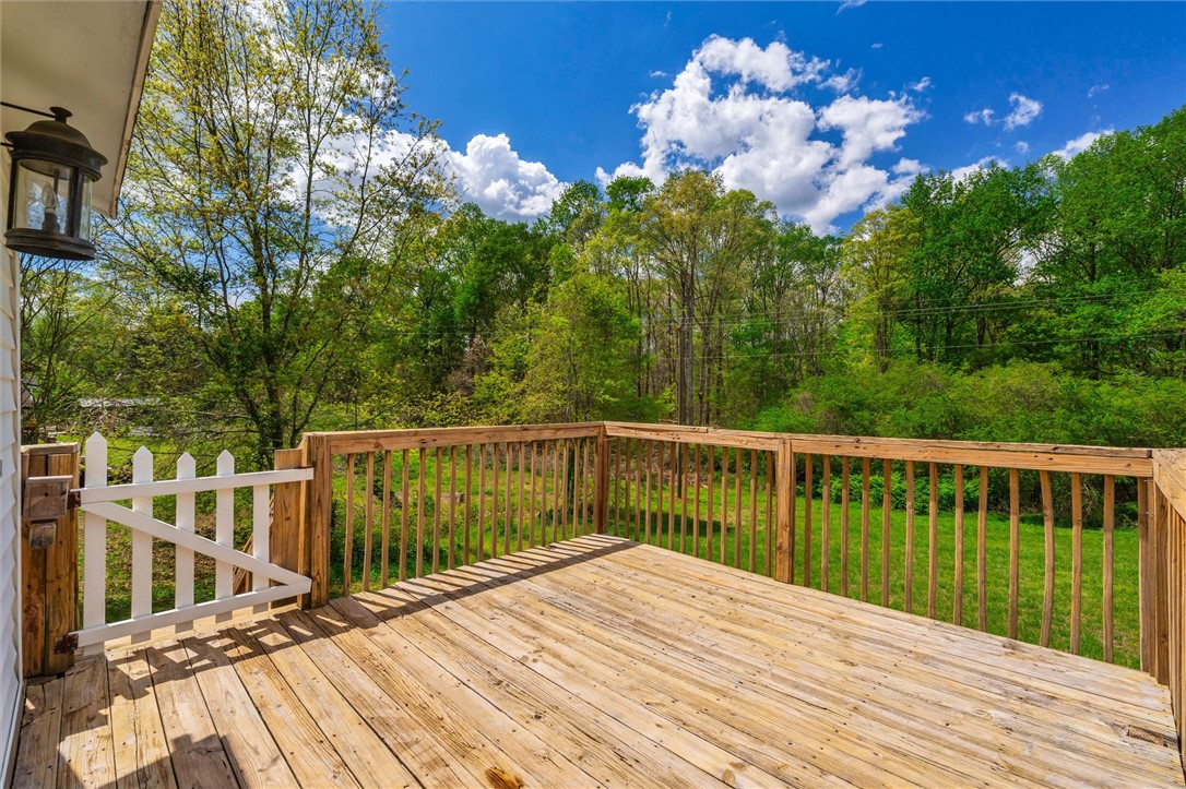 311 Lakeside Drive Westminster, SC 29693 - Photo 19 of 21