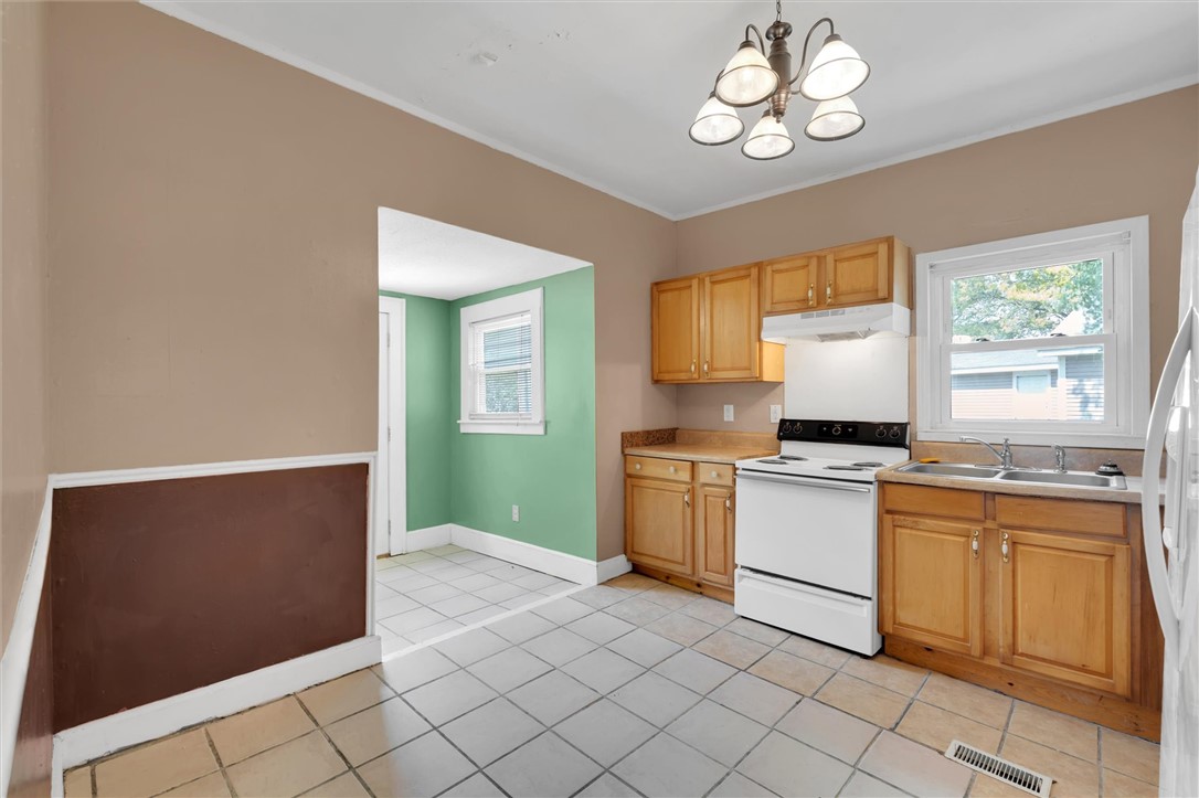 311 Lakeside Drive Westminster, SC 29693 - Photo 8 of 21