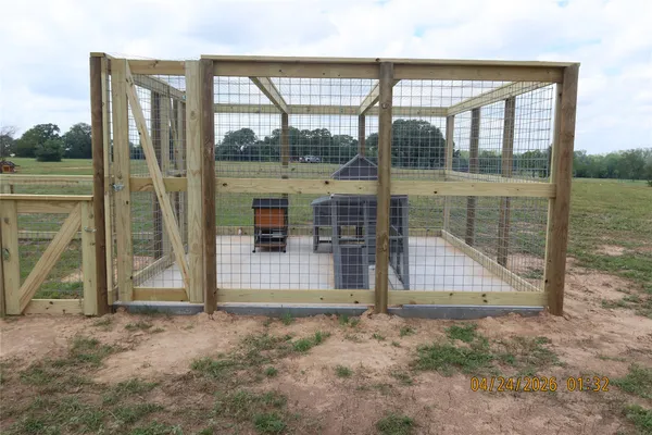 $4,200,000 | 1052 Railhead Road, Columbus, TX 78934