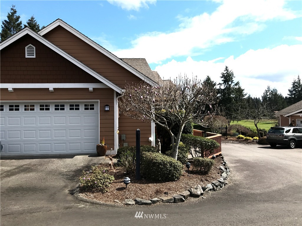 321 East Soderberg Road, Unit 5 Allyn, WA 98524 - Photo 11 of 13 Gallery Image 11