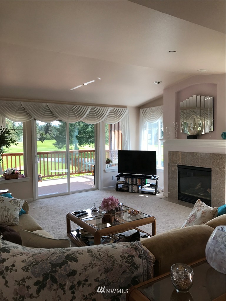 321 East Soderberg Road, Unit 5 Allyn, WA 98524 - Photo 4 of 13 Gallery Image 4