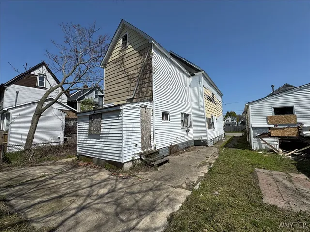 $59,000 | 98 Tennessee Street, Buffalo, NY 14204