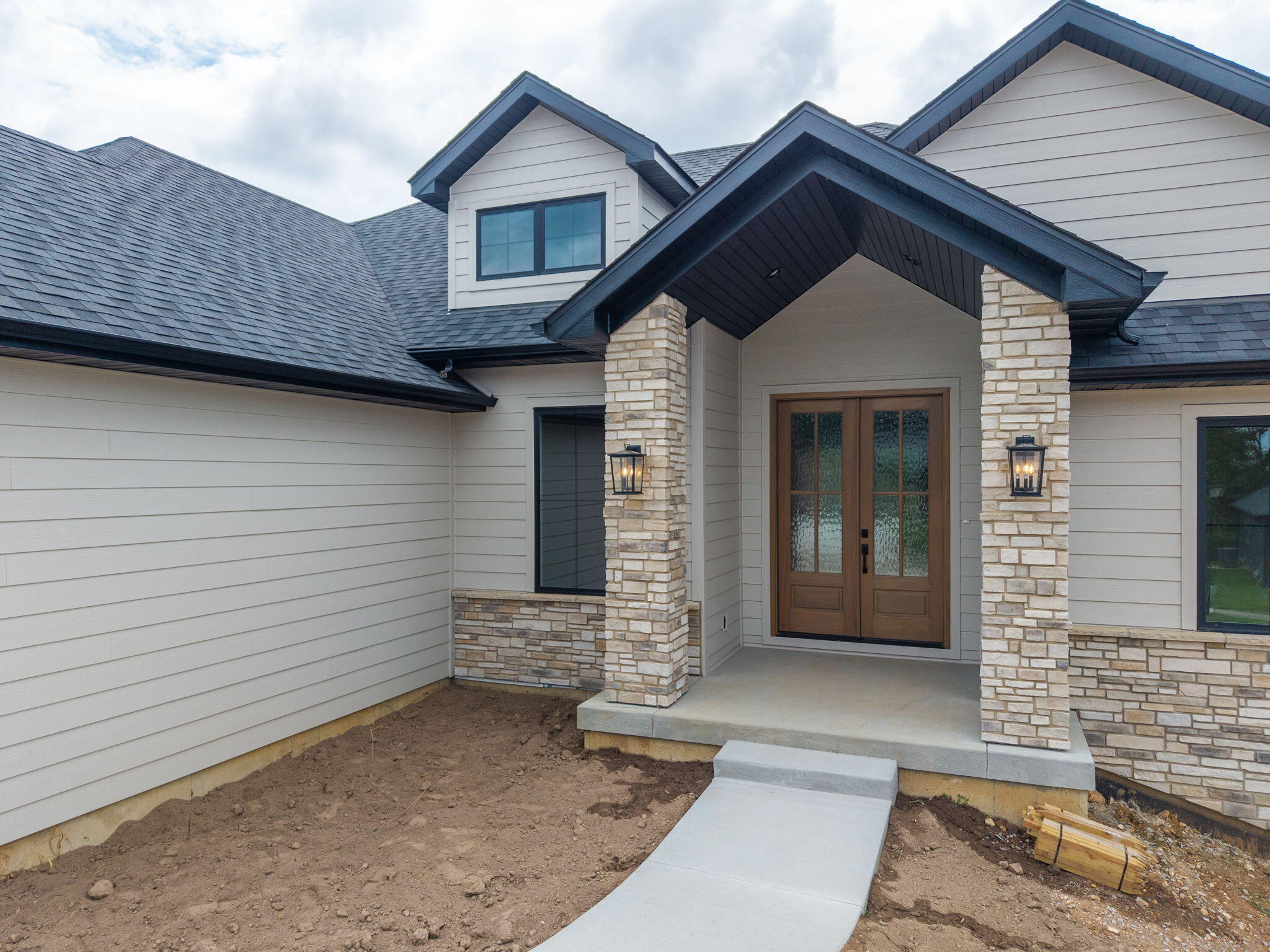 409 Angels Rst Way Columbia, MO 65203 - Photo 2 of 54 Gallery Image 2