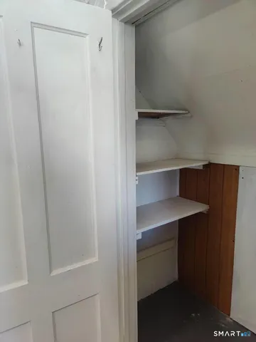 $1,300 | 12 Garfield Street, Unit 12, Enfield, CT 06082