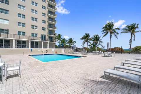 $665,000 | 9273 Collins Avenue, Unit 408, Surfside, FL 33154