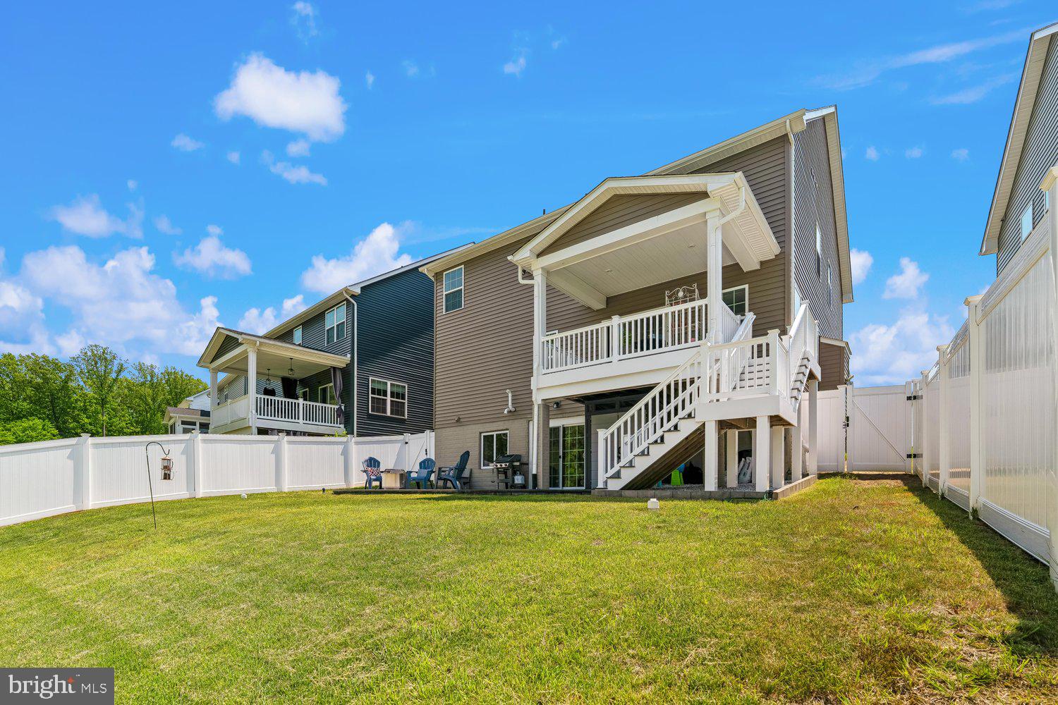 1275 Upper Patuxent Ridge Road Odenton, MD 21113 - Photo 68 of 107 VINYL PRIVACY FENCED BACKYARD