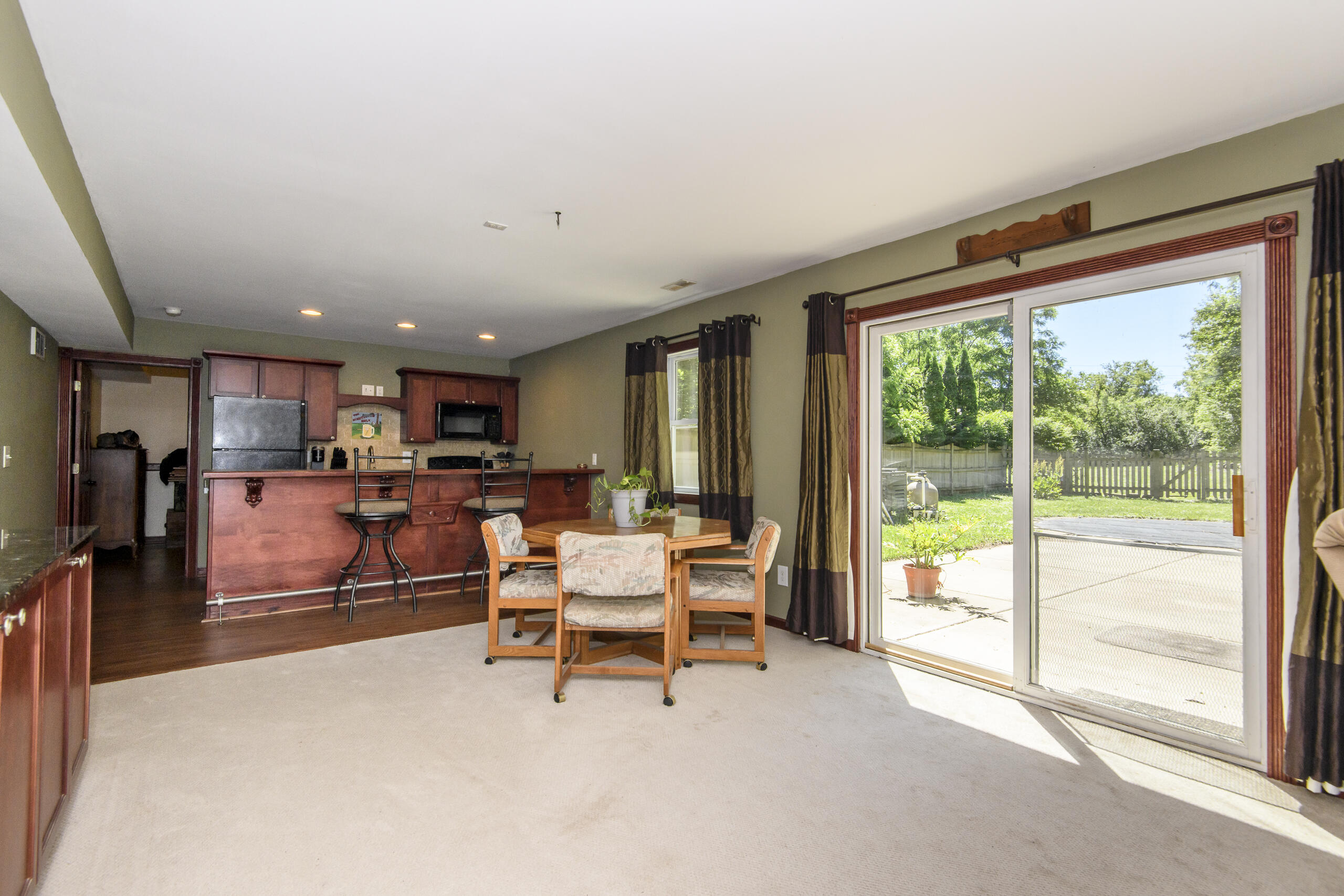 705 Fox Knoll Drive Rochester, WI 53185 - Photo 33 of 52 705 Fox Knoll-42