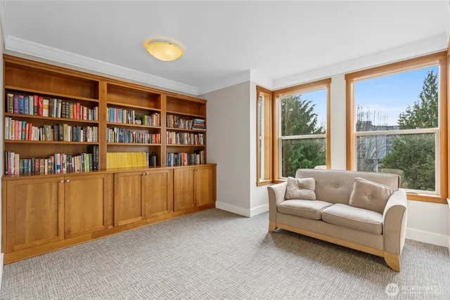 $423,000 | 55 Williams Avenue South, Unit 203, Renton, WA 98057