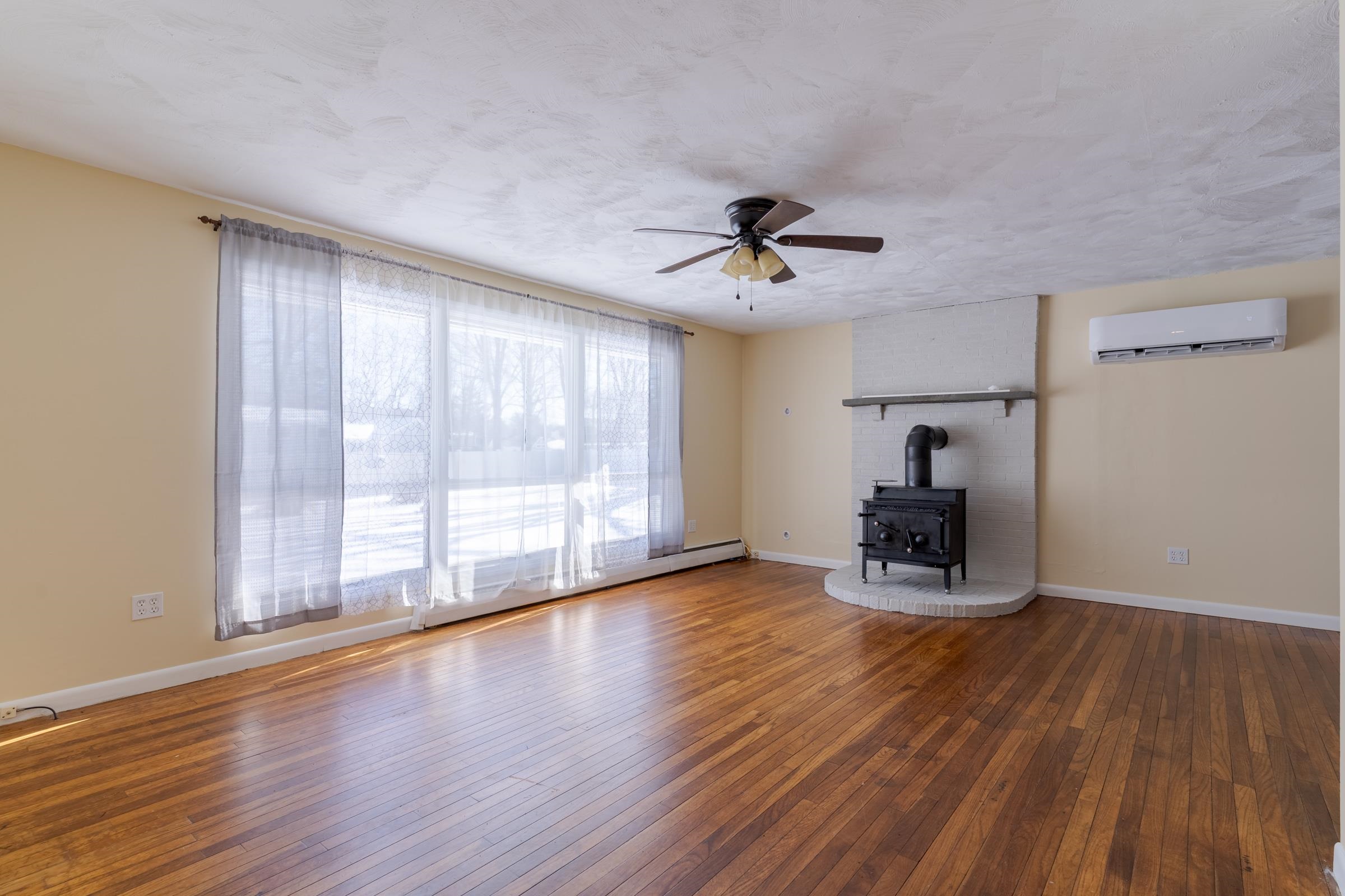 5 Wayside Drive Exeter, NH 03833 - Photo 13 of 27