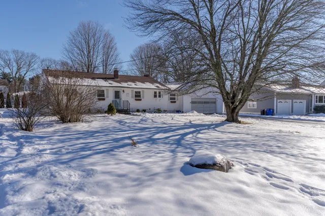 $575,000 | 5 Wayside Drive, Exeter, NH 03833