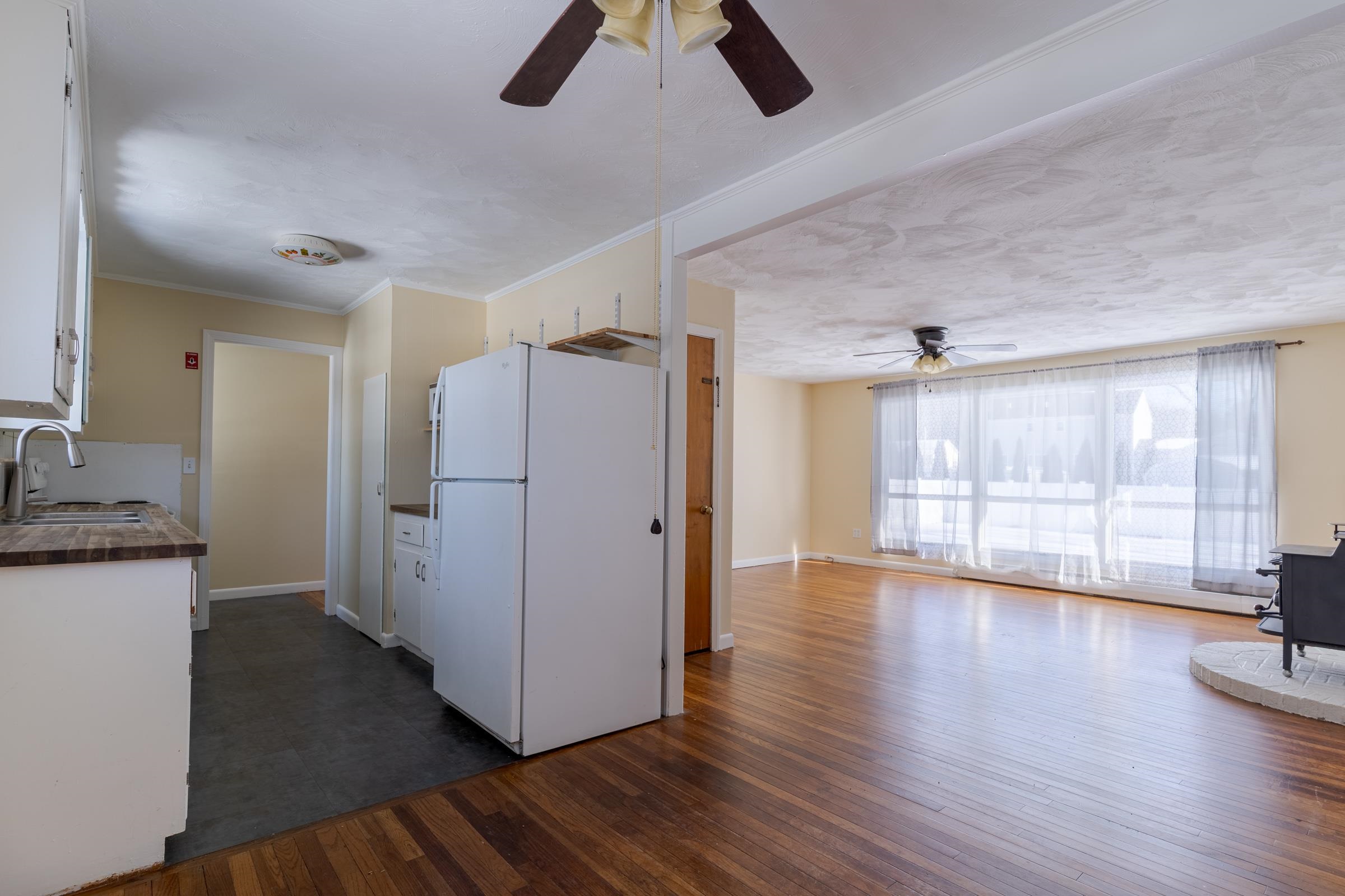 5 Wayside Drive Exeter, NH 03833 - Photo 9 of 27