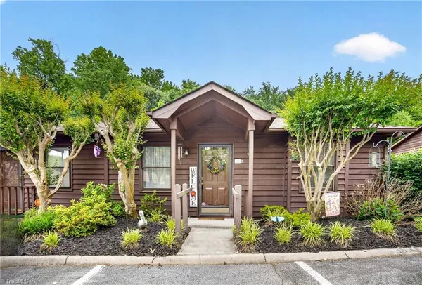 $157,000 | 3125 Rockingham Road, High Point, NC 27265