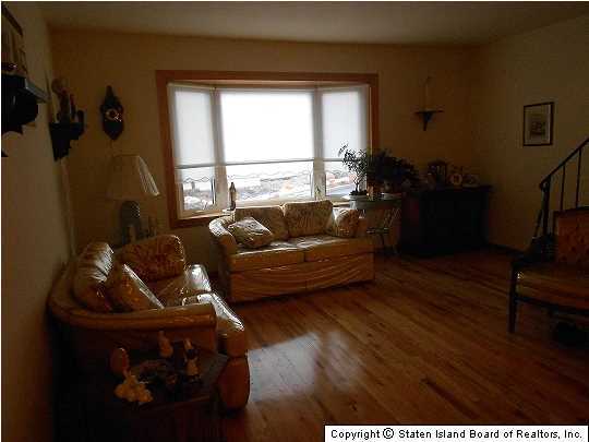 267 Fingerboard Road Staten Island, NY 10305 - Photo 2 of 15 Additional Photo