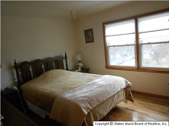 267 Fingerboard Road Staten Island, NY 10305 - Photo 9 of 15 Additional Photo