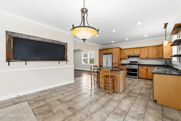 $395,000 | 2520 West Beaver Creek Drive, Powell, TN 37849