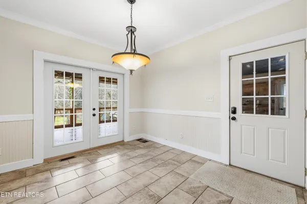 $395,000 | 2520 West Beaver Creek Drive, Powell, TN 37849