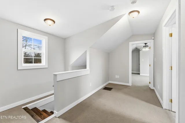 $475,000 | 2520 West Beaver Creek Drive, Powell, TN 37849