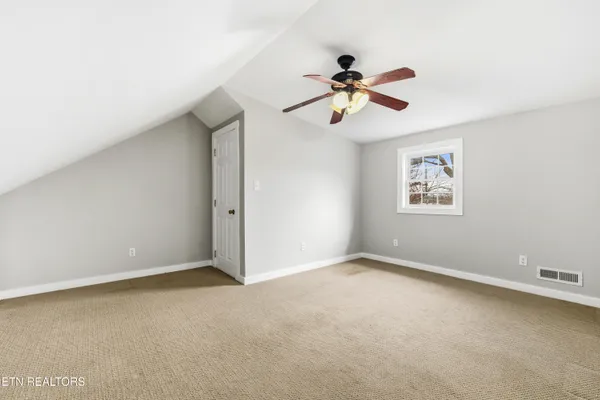 $395,000 | 2520 West Beaver Creek Drive, Powell, TN 37849
