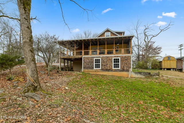 $475,000 | 2520 West Beaver Creek Drive, Powell, TN 37849