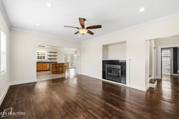 $395,000 | 2520 West Beaver Creek Drive, Powell, TN 37849